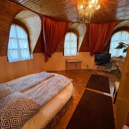 Szimpla Vendeghaz Hotell Miskolc Eksteriør bilde